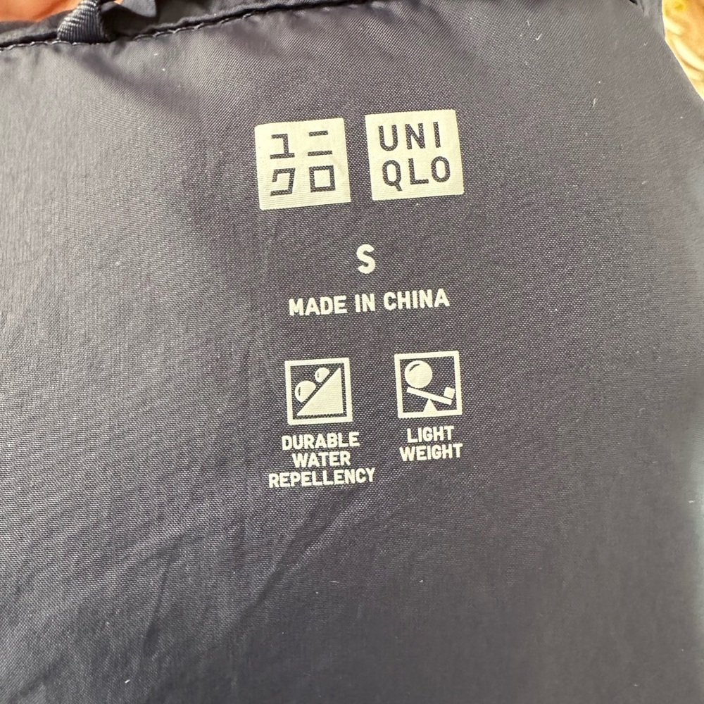 Uniqlo Down Jacket - image 3